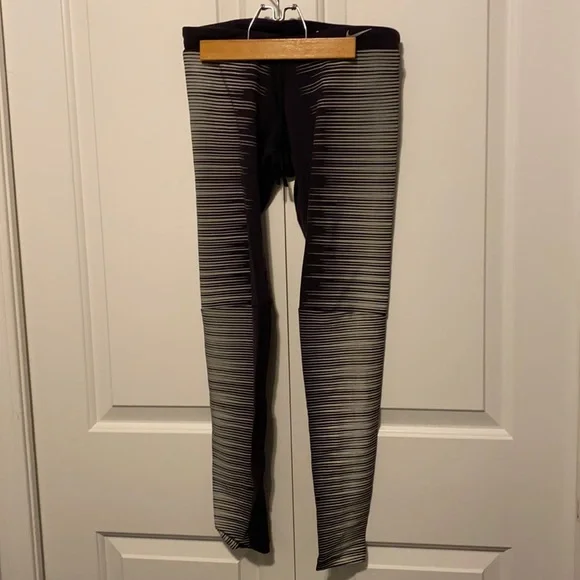 Glow in the dark leggings cheap nike